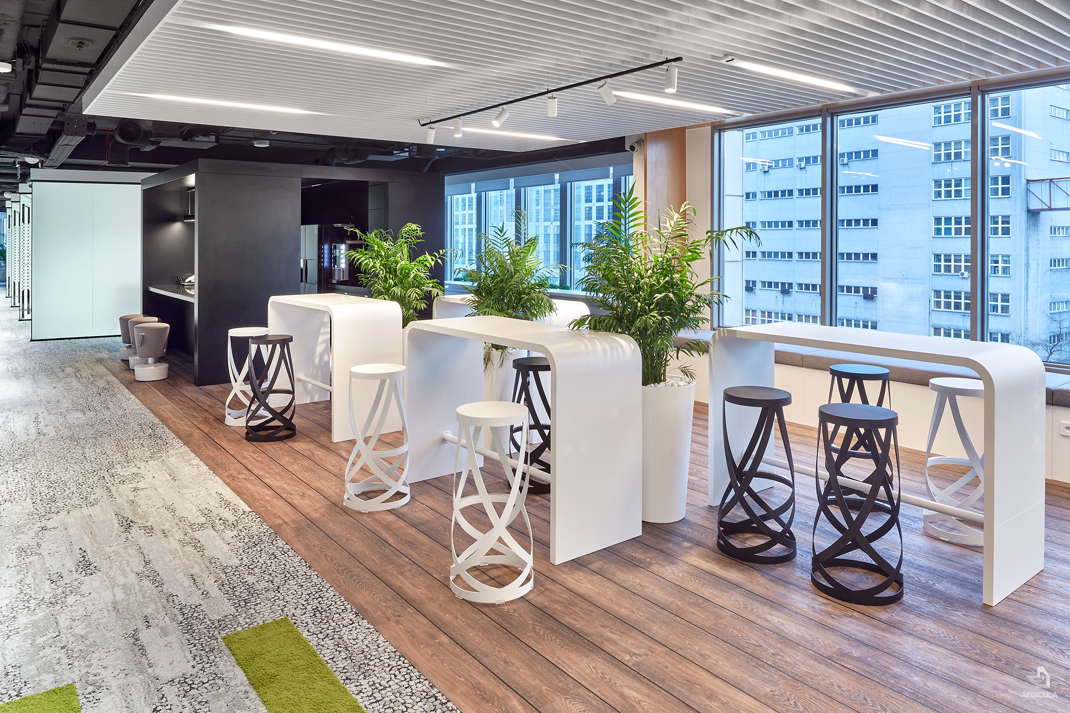 波波共享办公空间丨波兰华沙-38