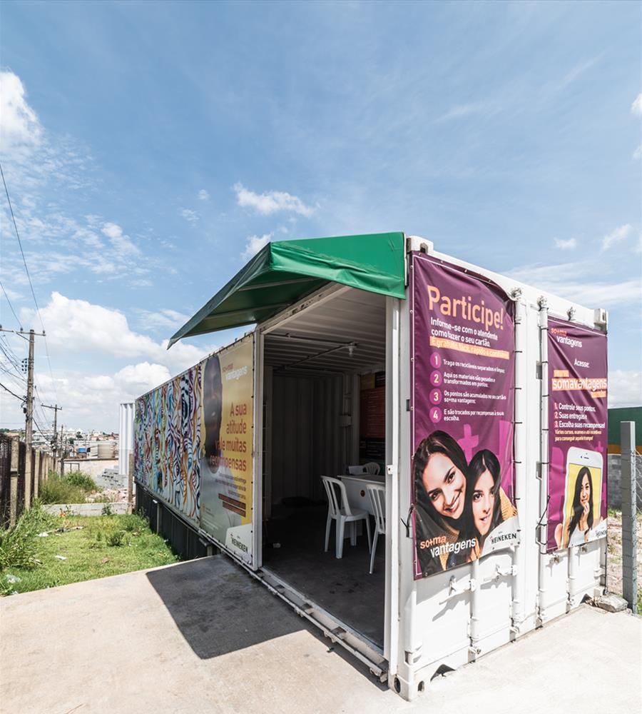 集装箱里的绿色环保中心-4