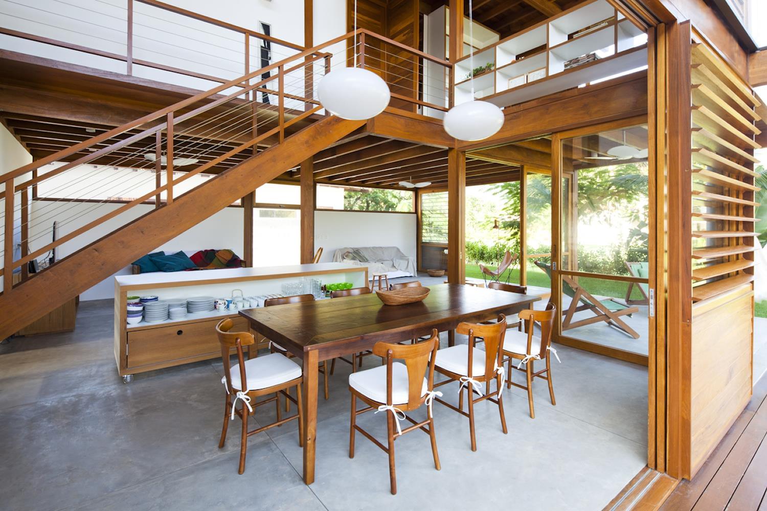 巴西 SP 海滨优雅木结构住宅-6