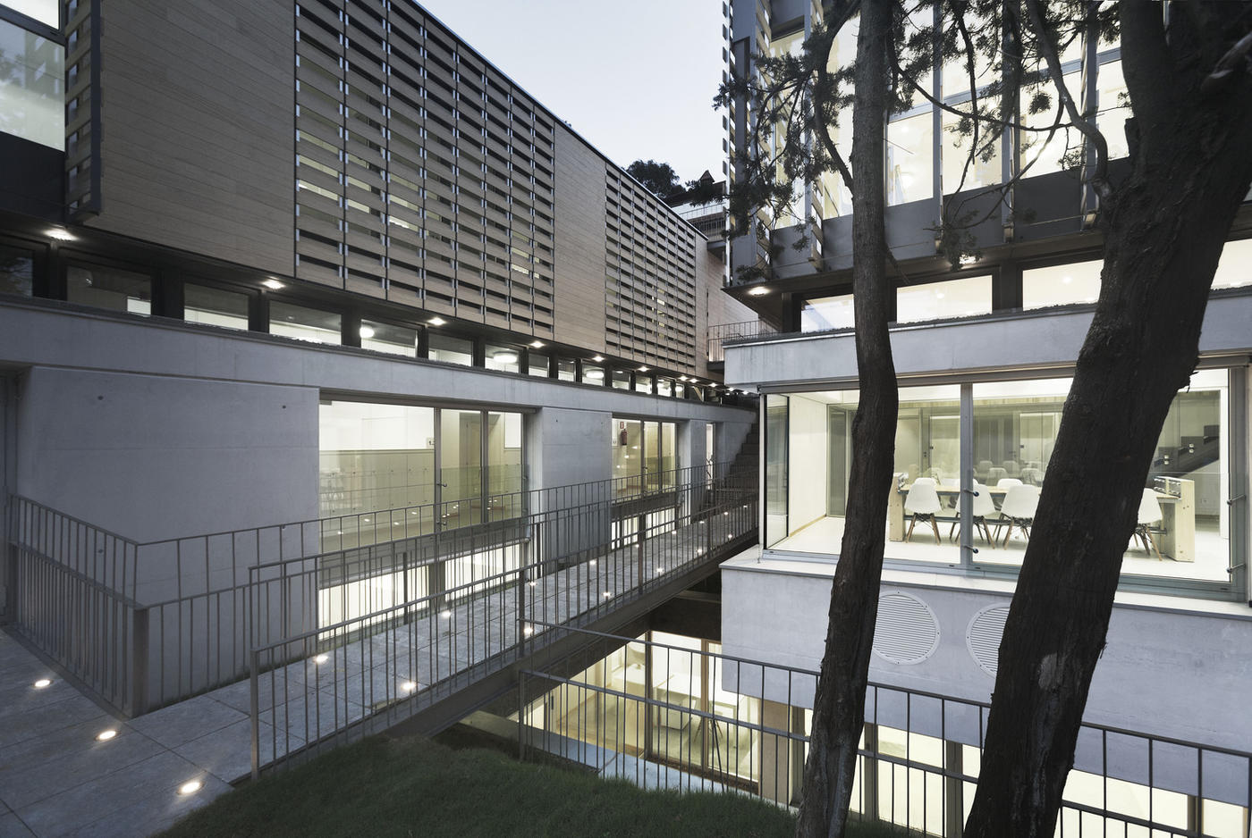 土地之吻 · 拥抱阳光的生态建筑-2