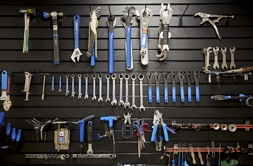 기어스大巴餐厅 | 独特工业风格的 24 平米小空间内饰设计-14