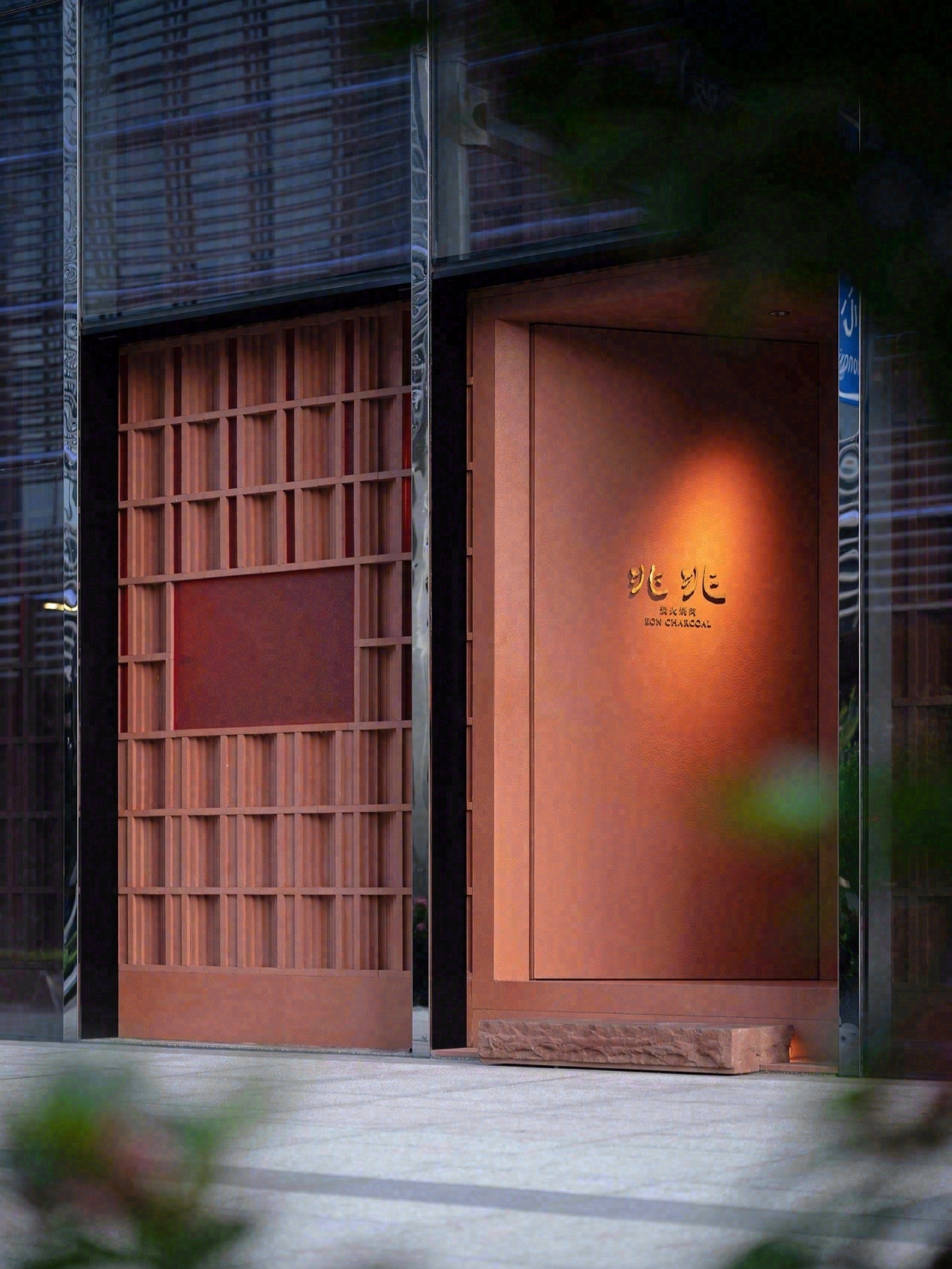 兆兆·炭火烧肉丨中国深圳丨春山秋水设计-37