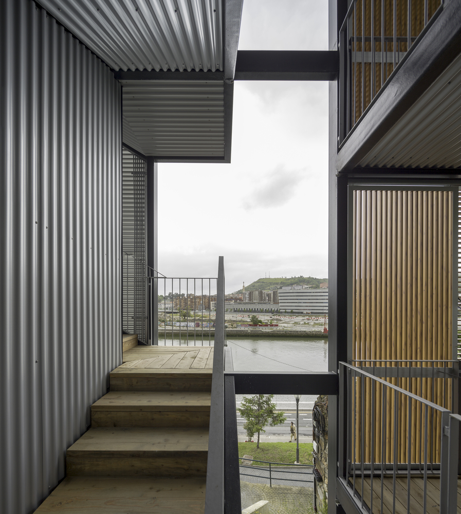 河滨重生 · 2A Dique 街老建筑翻新丨西班牙丨Behark-43