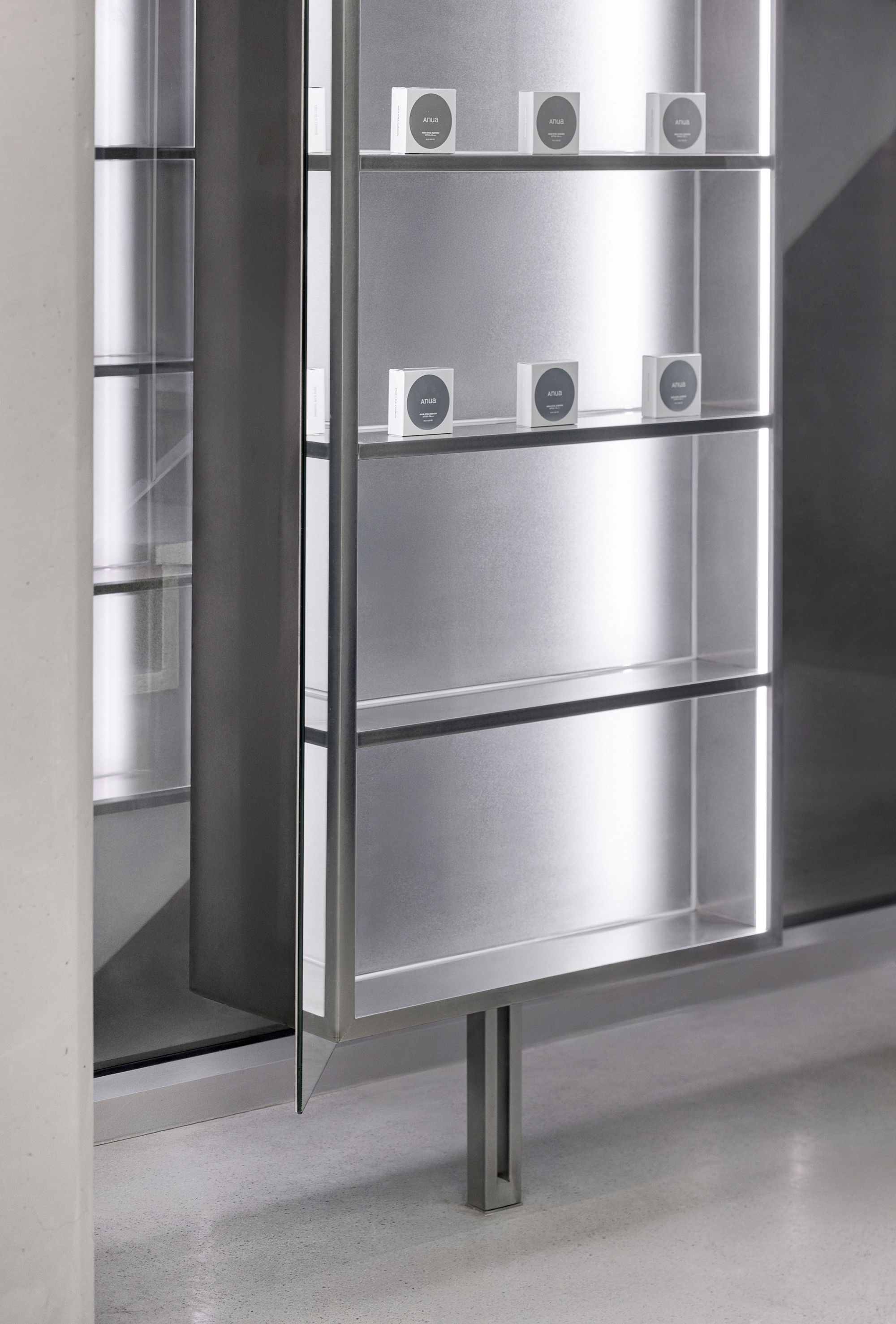 由HE:ARTS、RVMN打造的首尔框架丨韩国首尔-35