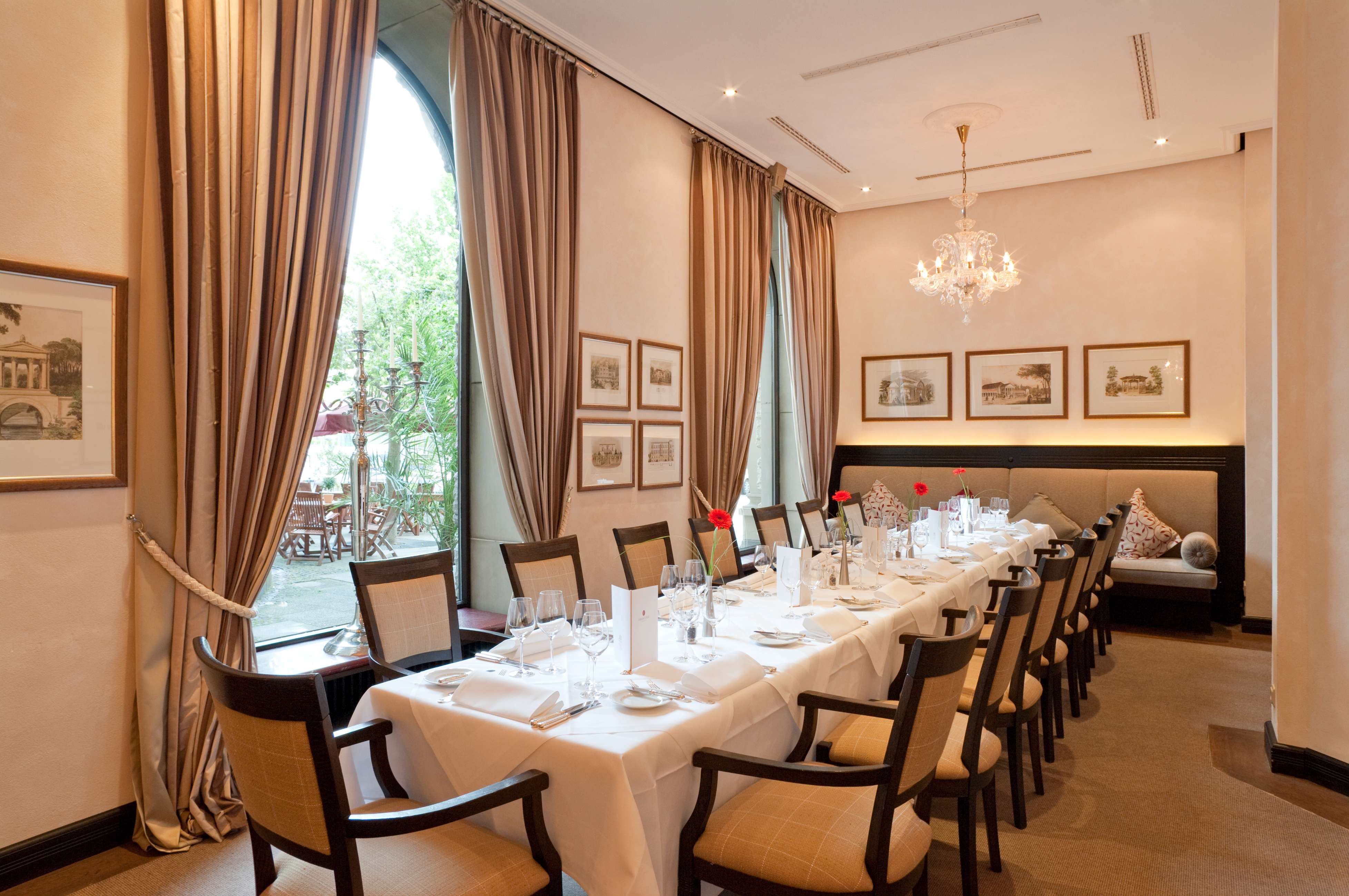 德国威斯巴登纳索尔霍夫酒店-10