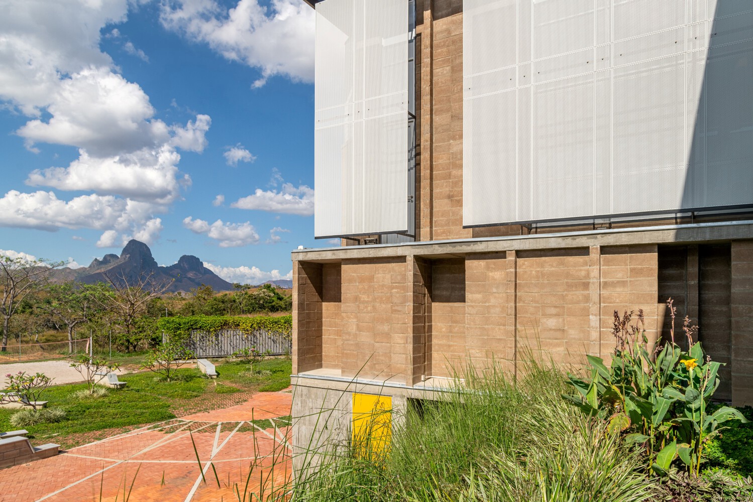 委内瑞拉 Alcaraván Technological 办公楼丨卡洛斯·安东尼奥·佩雷斯·埃尔南德斯-15