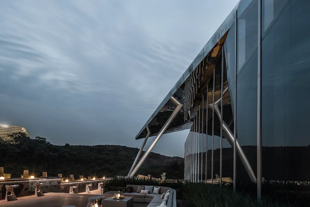 重庆壹方艺术馆 | 解构自然，重塑山城艺术地标-73