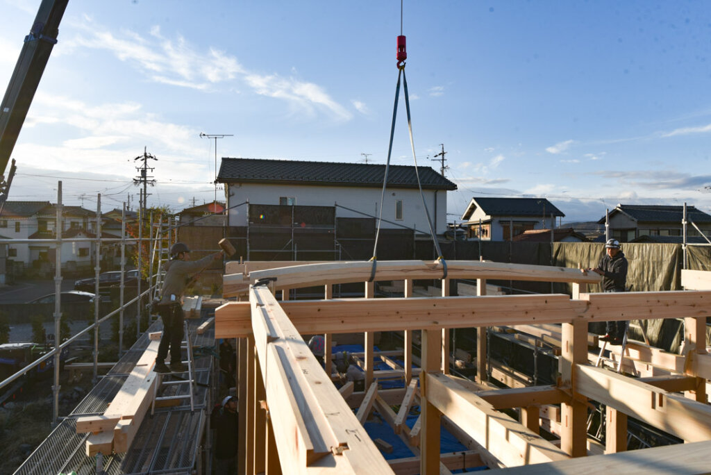 根の上の石場建て８　建前丨水野设计室-38