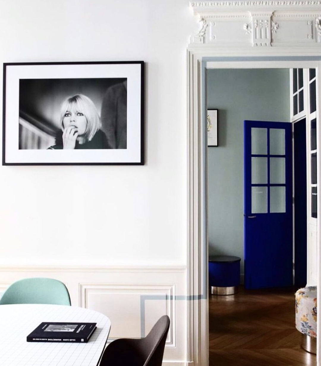 《Emily in Paris》办公室设计丨法国巴黎丨Netflix-23