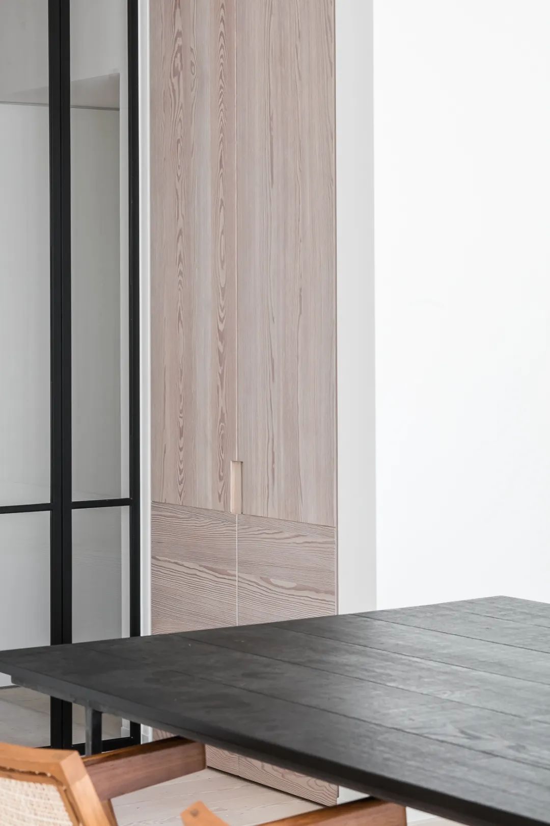 Nathalie Deboel 的温暖极简主义 | 比利时自然的室内设计美学-52