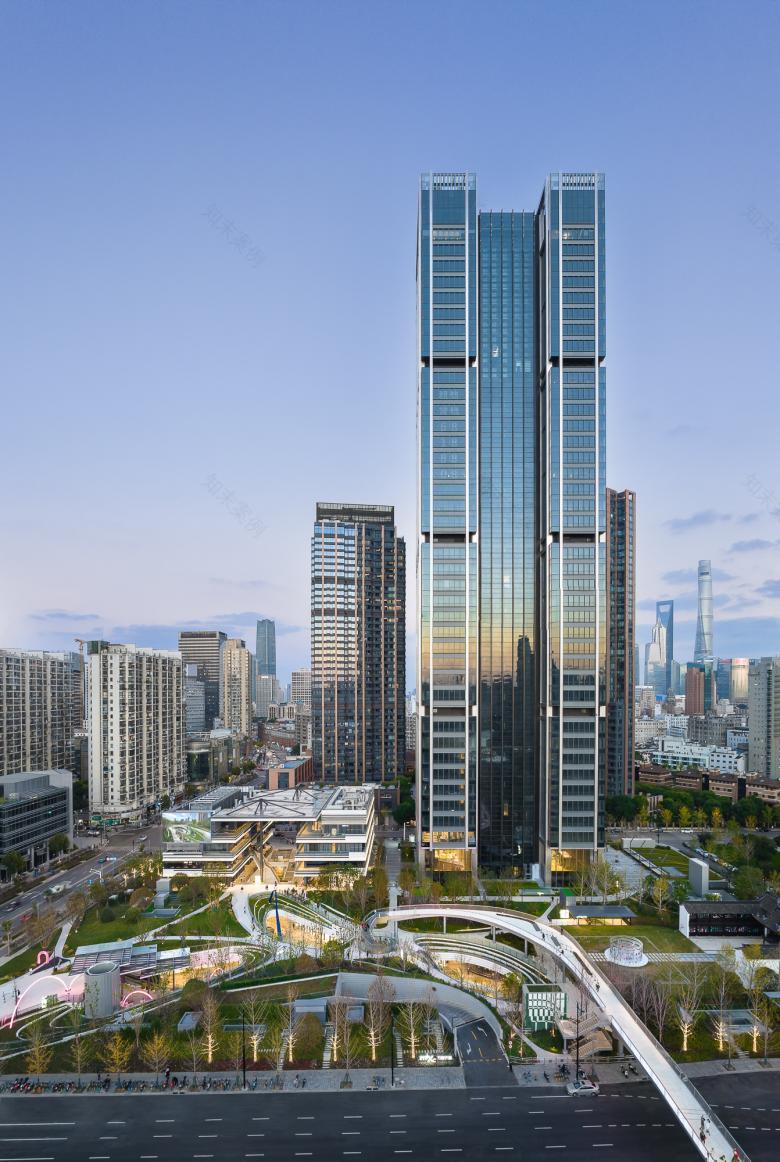 上海苏河万象天地丨中国上海丨Kokaistudios,Foster + Partners等-54