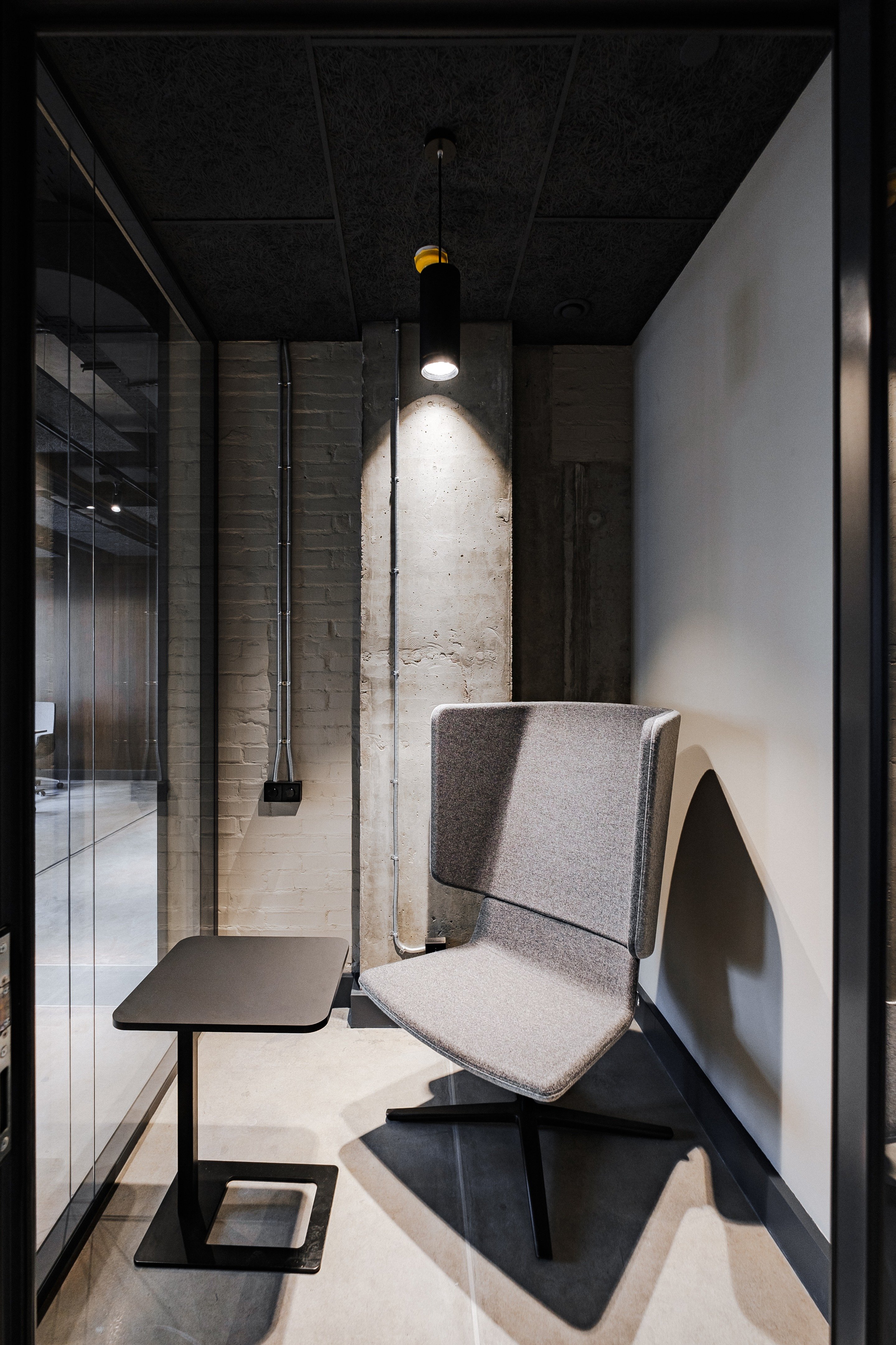 马斯纳维资本办公室丨乌克兰基辅丨loft buro-15