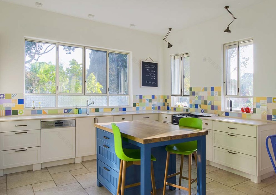 הבית בעין כרמל(阿因卡梅尔之家)丨以色列丨设计师 תמי שלוש,建筑师 נגה אבלגון-18