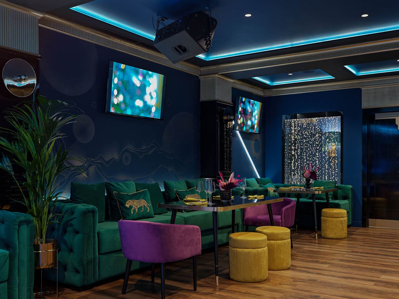 卡拉OK K11室内装修丨达里娅·苏谢科娃室内设计工作室-20