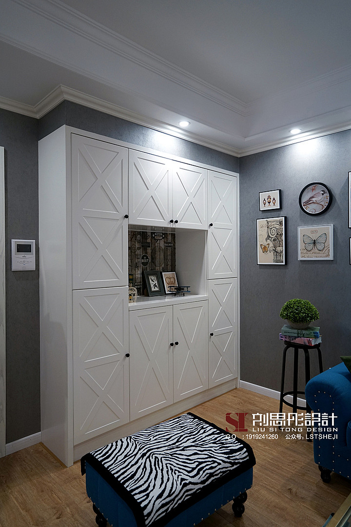 幸福时代 98 平美式混搭风，蓝色沙发点亮空间-38