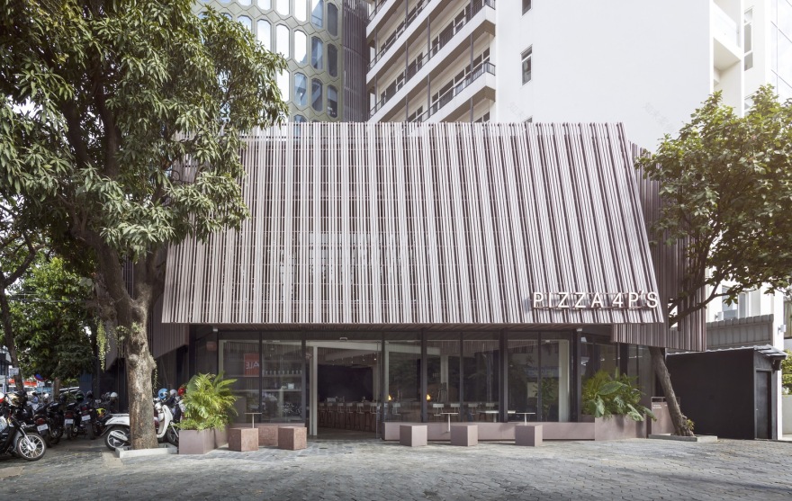 金边 Pizza 4p's 餐厅丨布鲁姆建筑-9