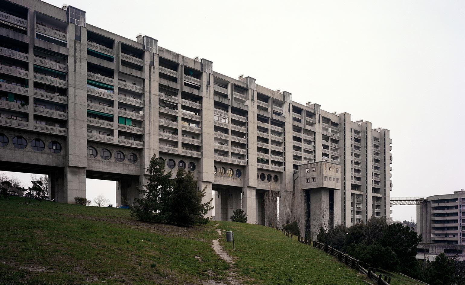 混凝土建筑的辉煌岁月 | 现代主义与布鲁塔建筑的复兴-1