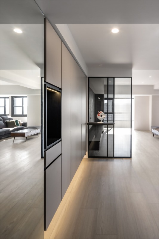 25年民權路大樓老屋翻新  現代簡約式治癒淺灰宅丨藝瓦高雄室內空間設計-11