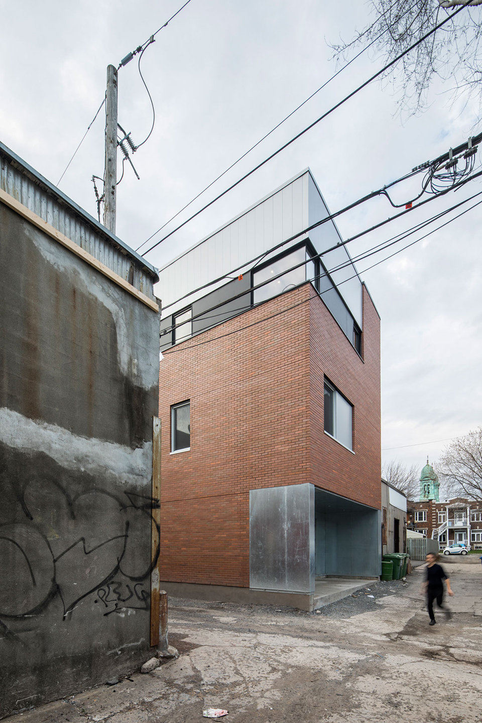 蒙特利尔 Le Soufflet 商业楼 | 旧式风箱相机启发的现代设计-38