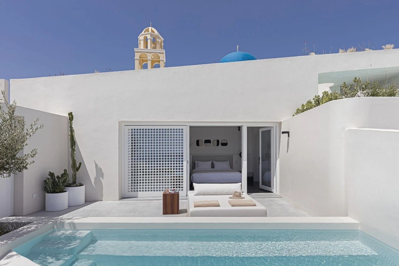 新作 圣托里尼又一！悬崖上的白色窑洞酒店-11