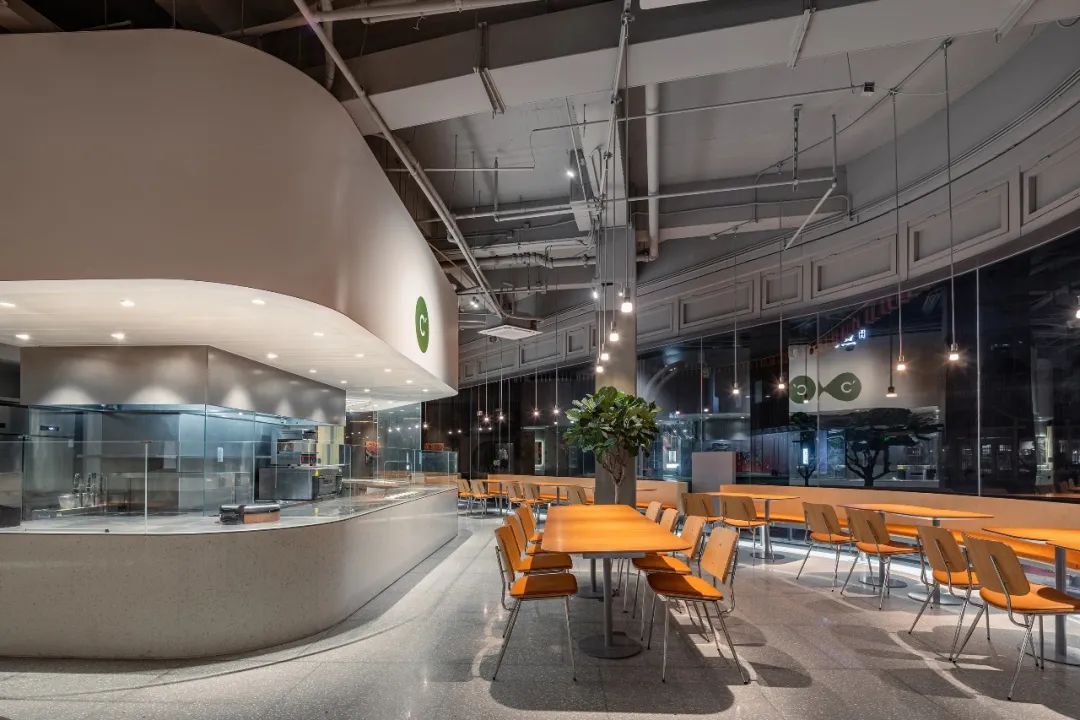 设计“看到食物制作的全过程”是初饭餐厅希望达成的顾客体验-2