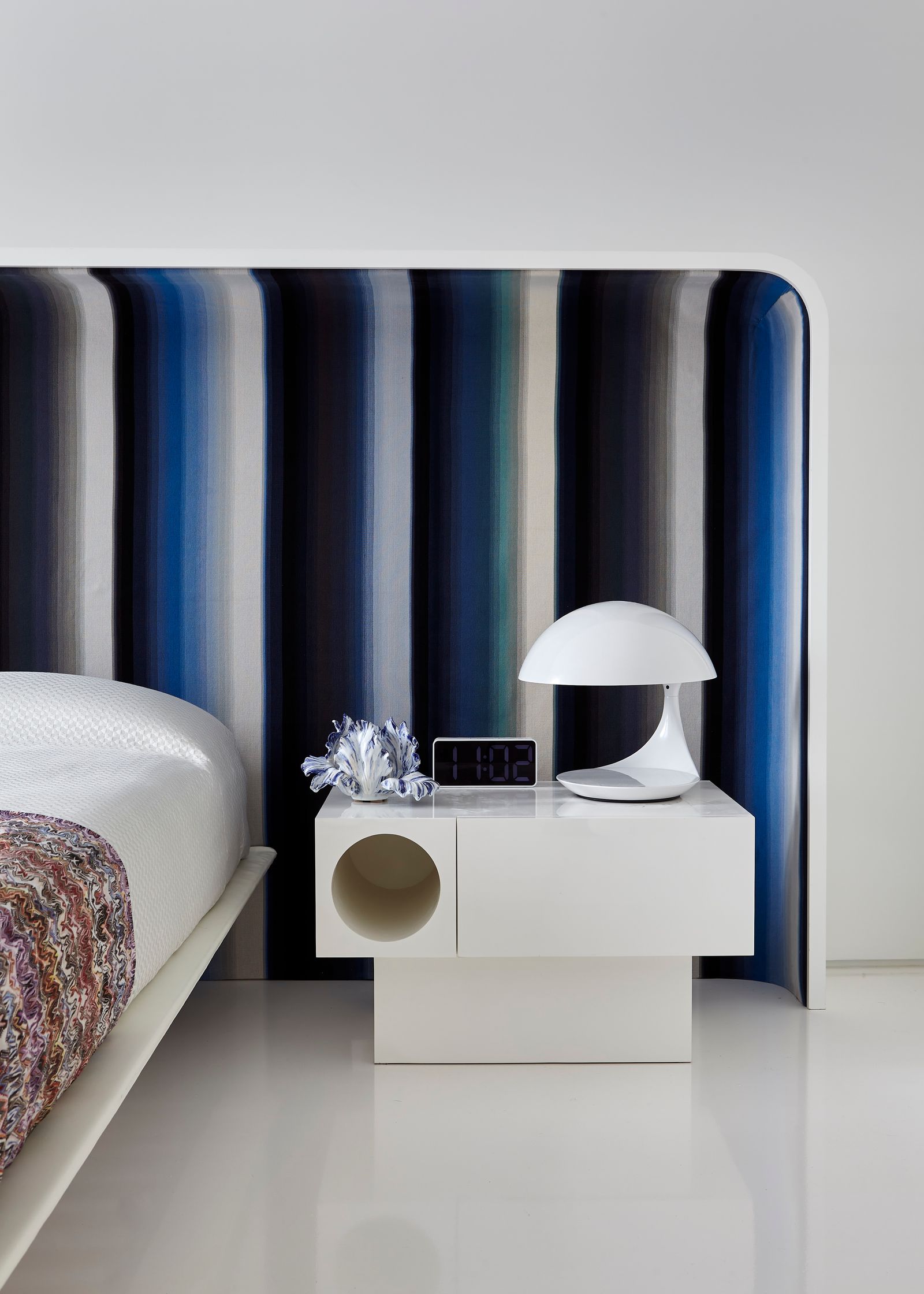 纽约太空时代风格超现代公寓设计丨美国纽约市丨Hines Collective工作室-20