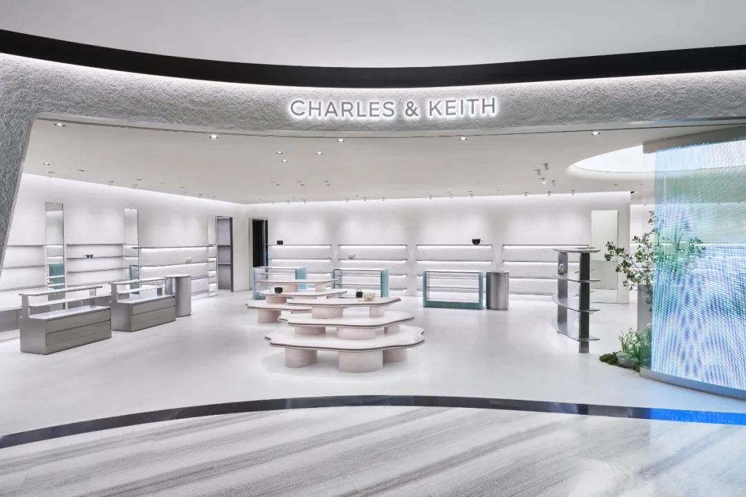 Charles & Keith 樟宜机场旗舰店丨新加坡丨Charles & Keith 设计团队-3