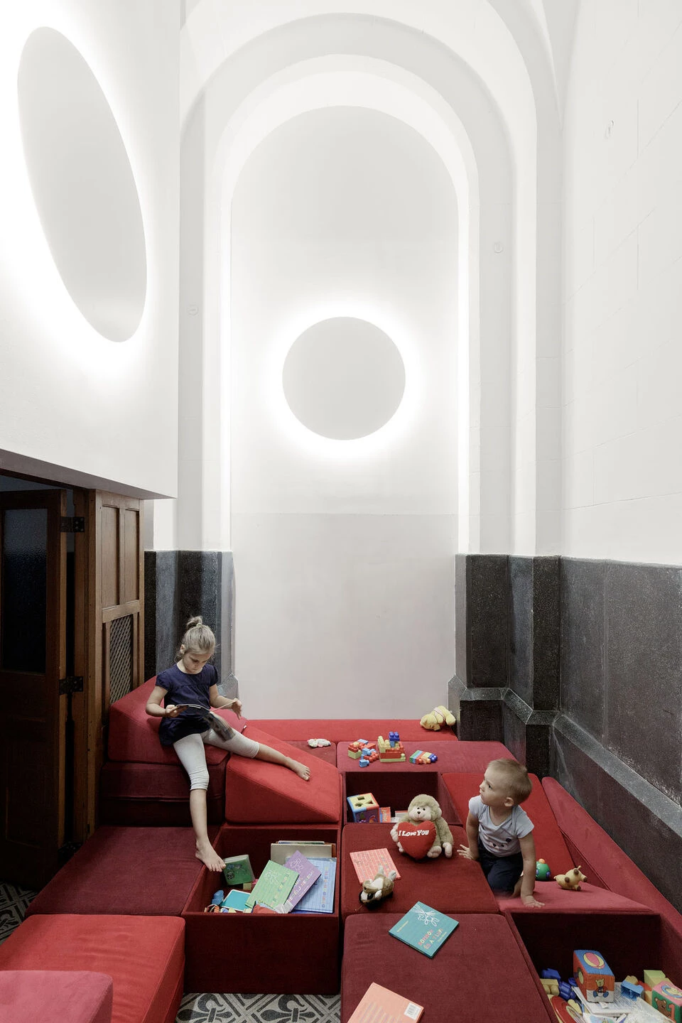 Play in Historic Sacral Spaces-27