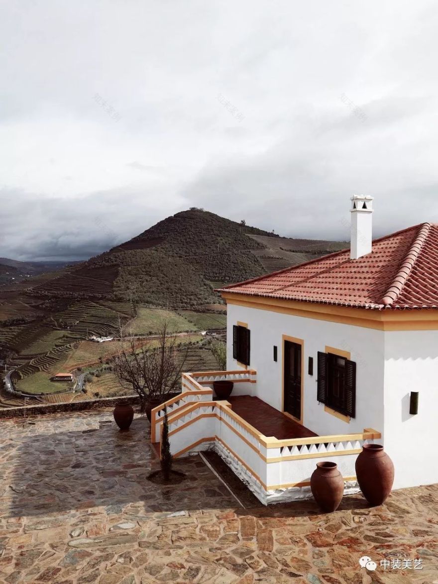 Color/跟着大师学软装-200年的葡萄酒厂改造酒店-34