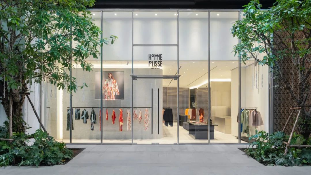 Homme Plissé Issey Miyake曼谷全新概念店丨泰国曼谷丨品牌长期合作的设计团队-22