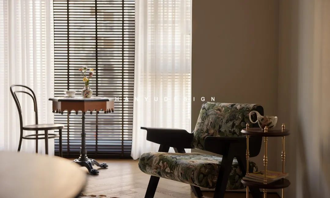 不要客厅,要“复古咖啡馆”！82㎡藏着家庭社交密码丨中国深圳丨深圳涵瑜室内设计-13