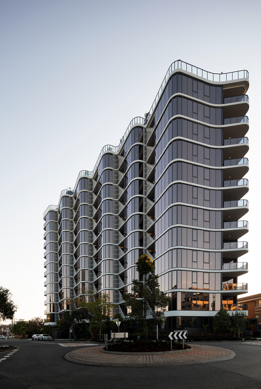 澳大利亚曲线公寓设计，自然融入城市生活-11