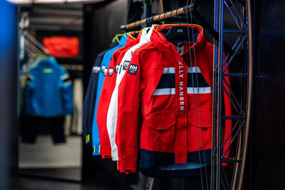HELLY HANSEN 国内首家旗舰店设计丨中国上海-9