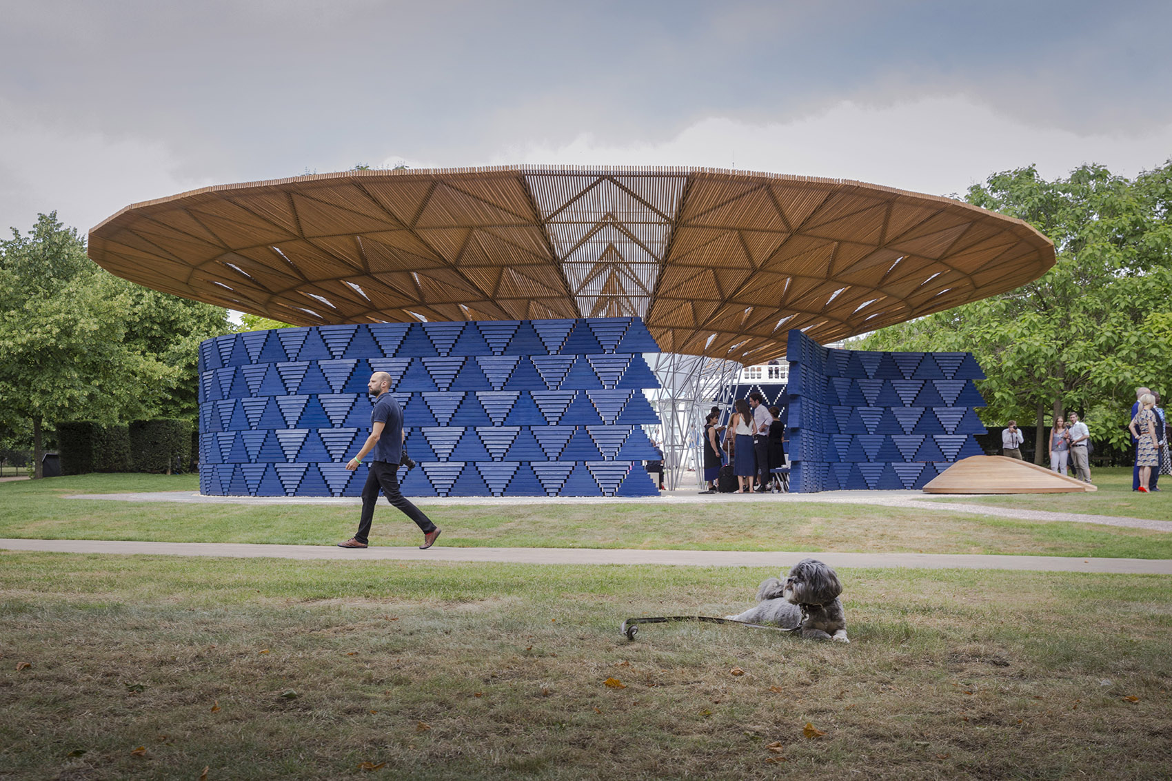 蛇形展厅2017，伦敦 / Kéré Architecture-37