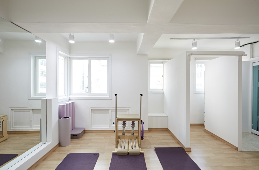 极简白与木，打造温馨舒适之家-10