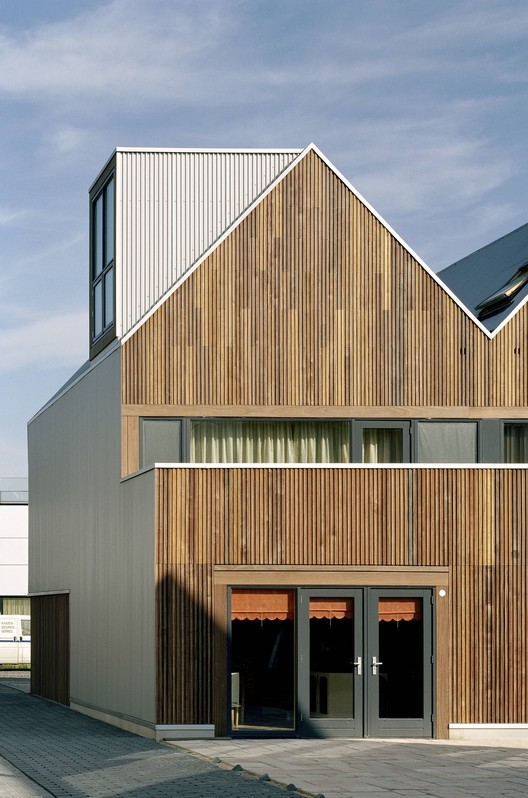 荷兰 Vijfhuizen 村 Bloembollenhof Housing Complex-13