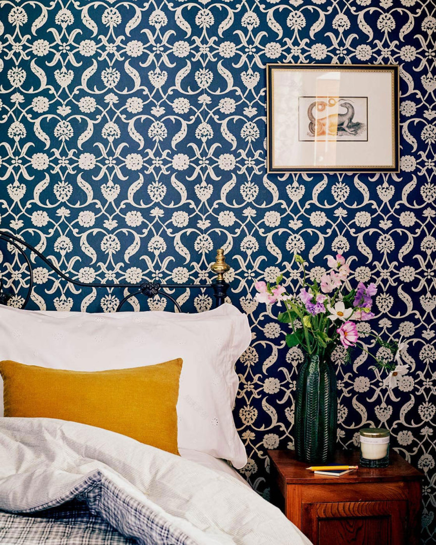 19 世纪苏格兰庄园的粉色花卉设计-9