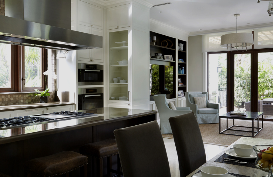 迈阿密海滩私人住宅——现代简约风格与自然元素的完美融合-10