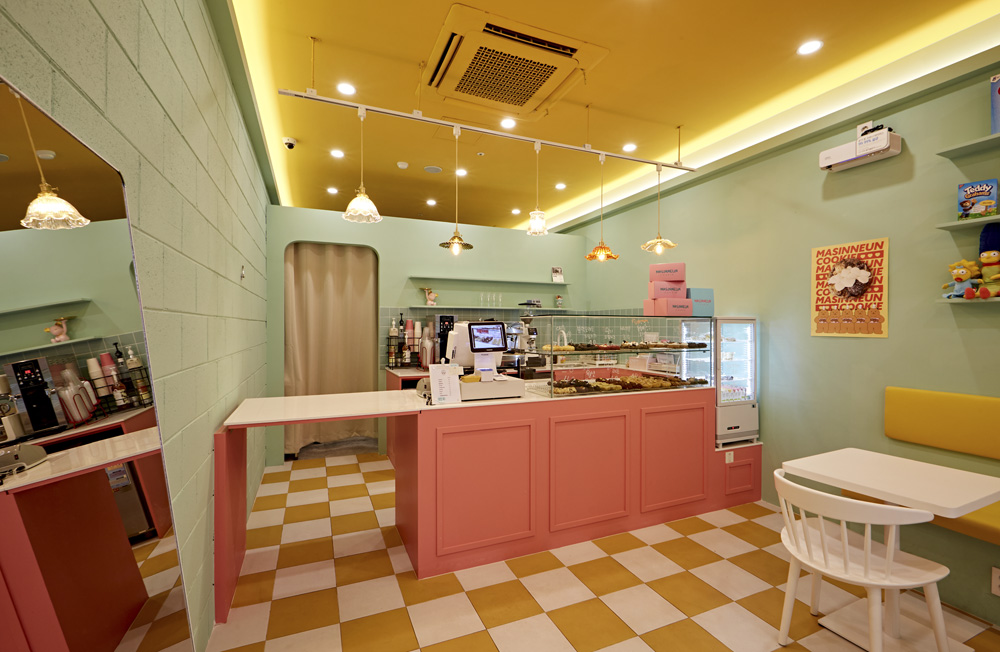 12 坪小空间，设计师打造舒适咖啡厅-8