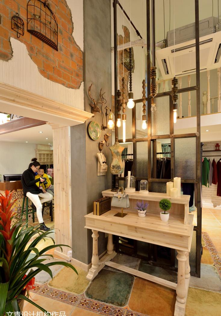 文青室内设计机构丨服装店丨春恋·岚乔 女装店-19