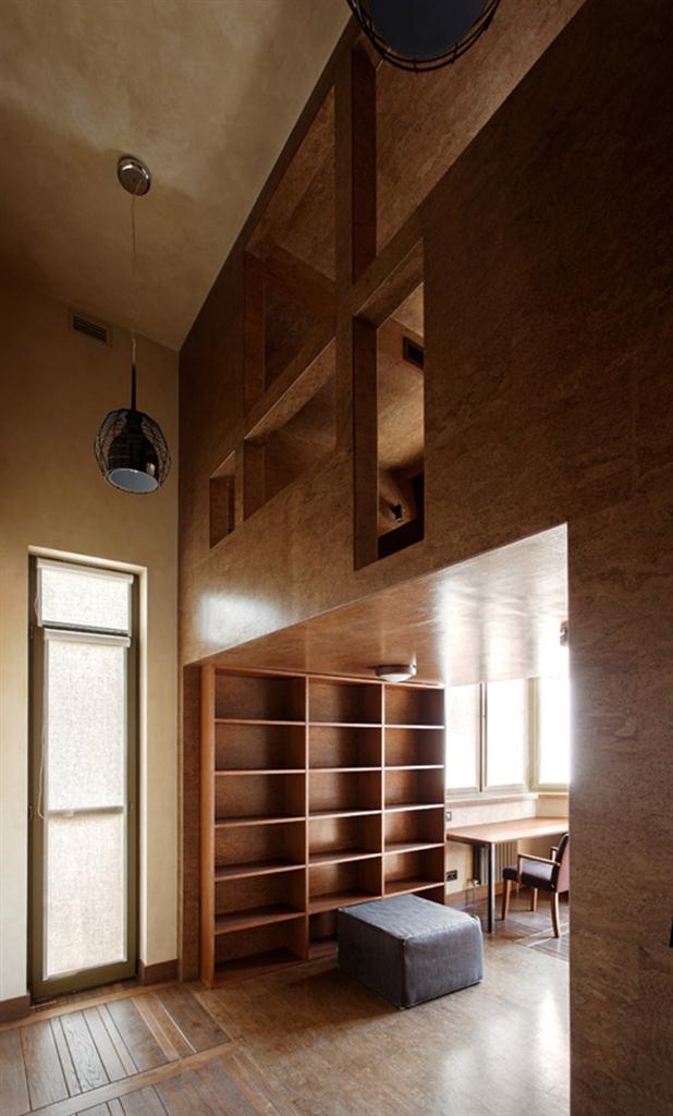 俄罗斯 18 层顶层公寓,多层次空间与自然金属元素的创新结合-24