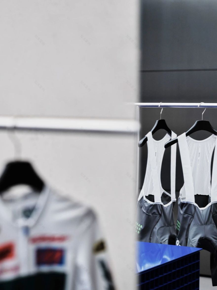 服装店丨中国上海丨DEDODESIGN architects-23