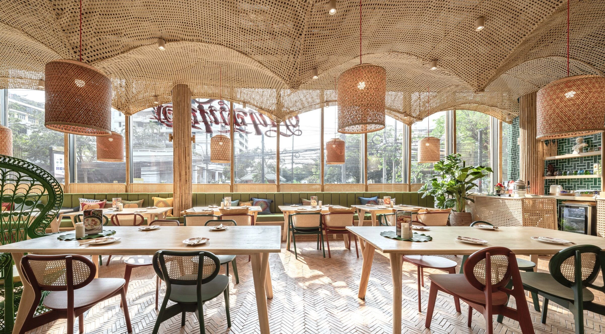 泰国东北风情餐厅设计-12