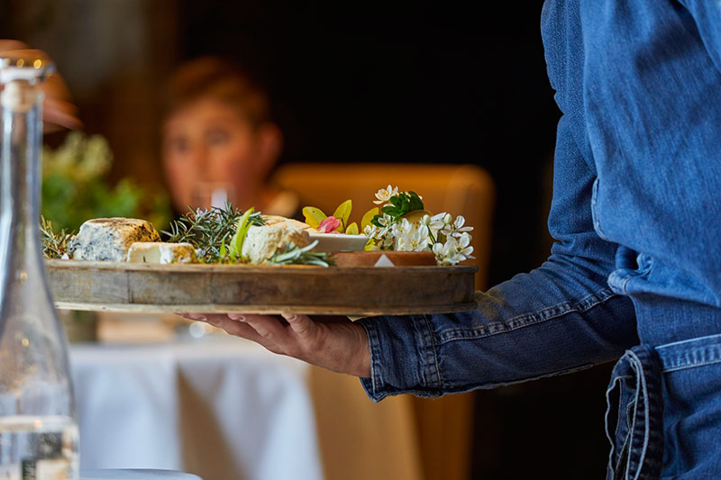 法国 11 世纪古堡酒店，品酒赏艺尽享法式浪漫-17