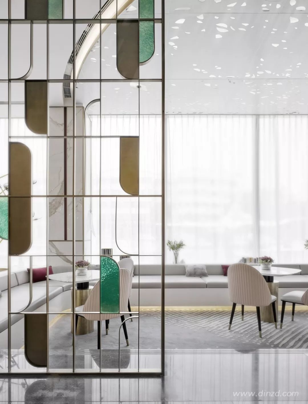 《云水谣》现代轻奢售楼处，融入自然元素，打造优雅空间-34