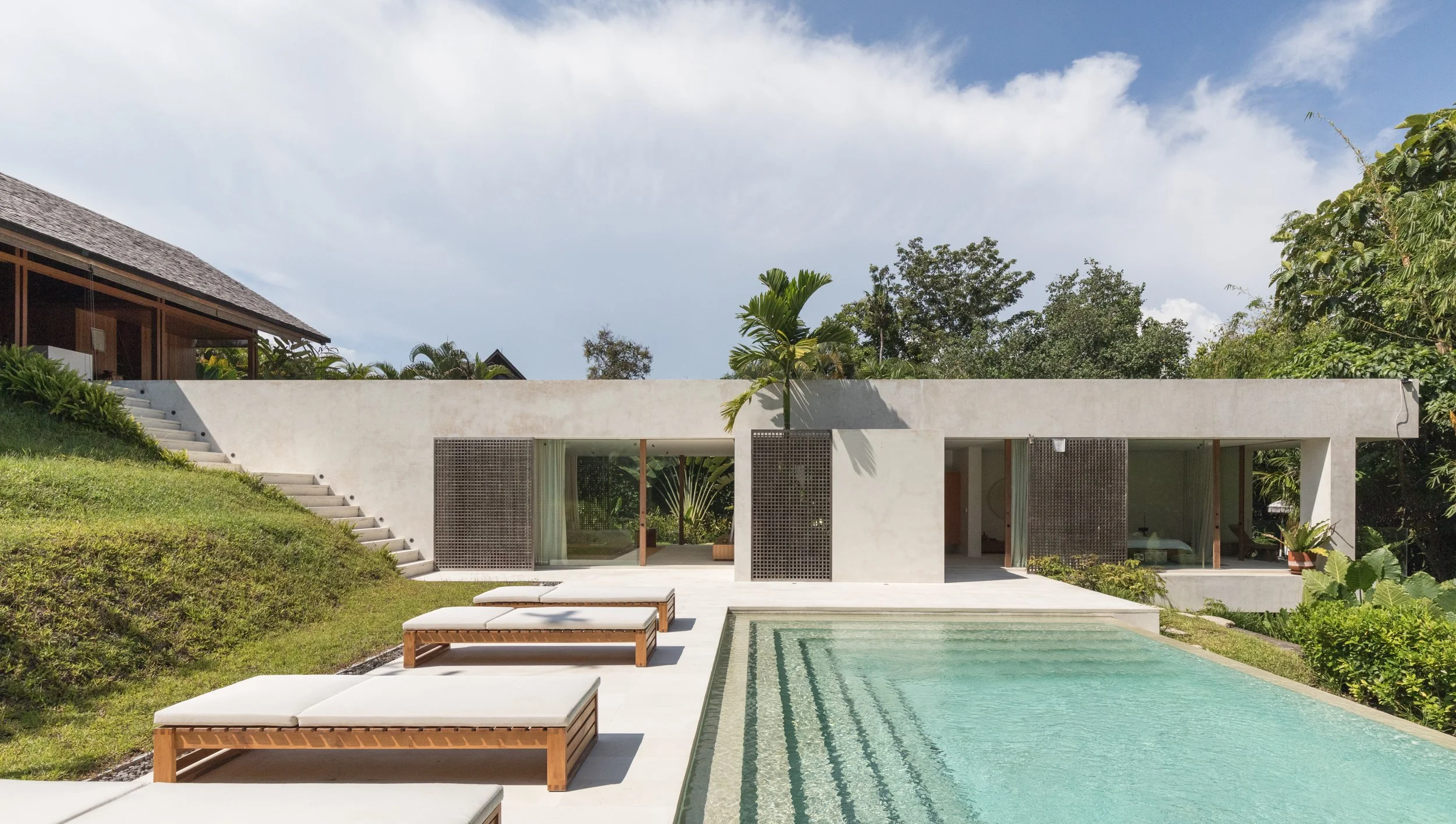 由于UMAH MAJEGAU不是常见的通用语言词汇,难以明确其准确含义,无法给出准确翻译 丨印度尼西亚巴厘-4