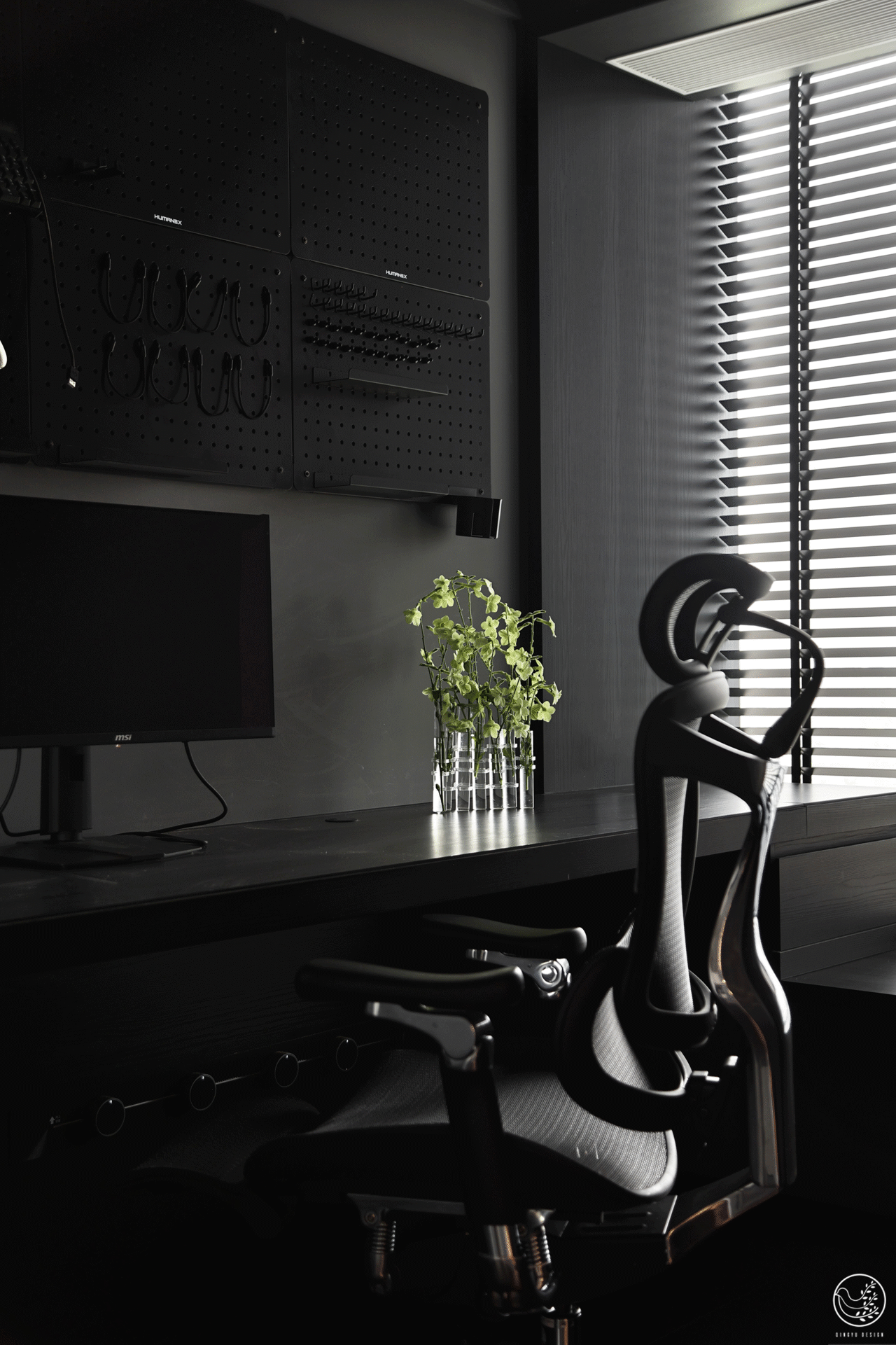 黑白灰的克制与浪漫-39