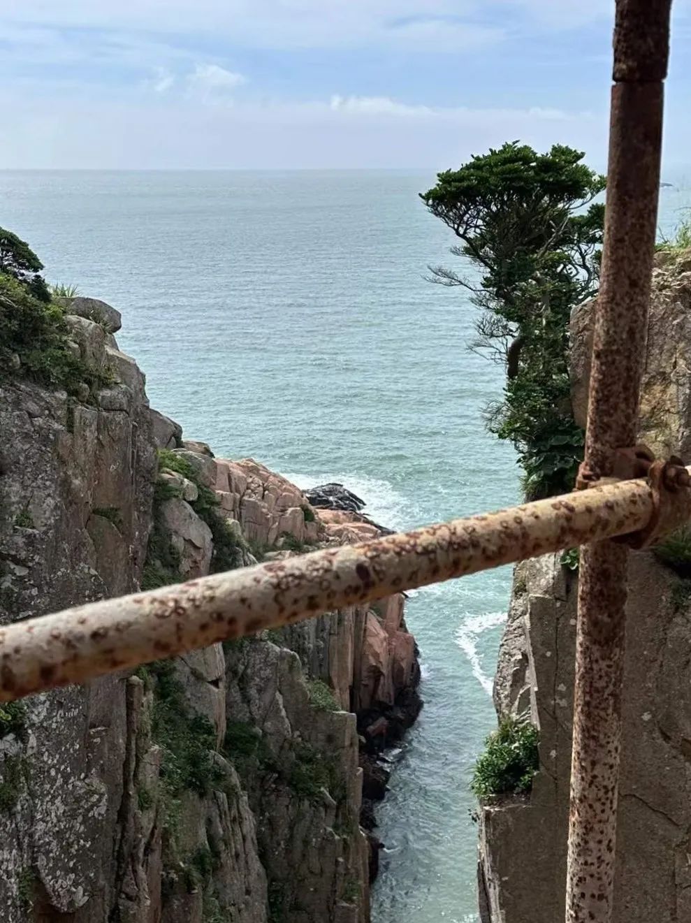 心里那片翻涌的海丨既下山的海-46