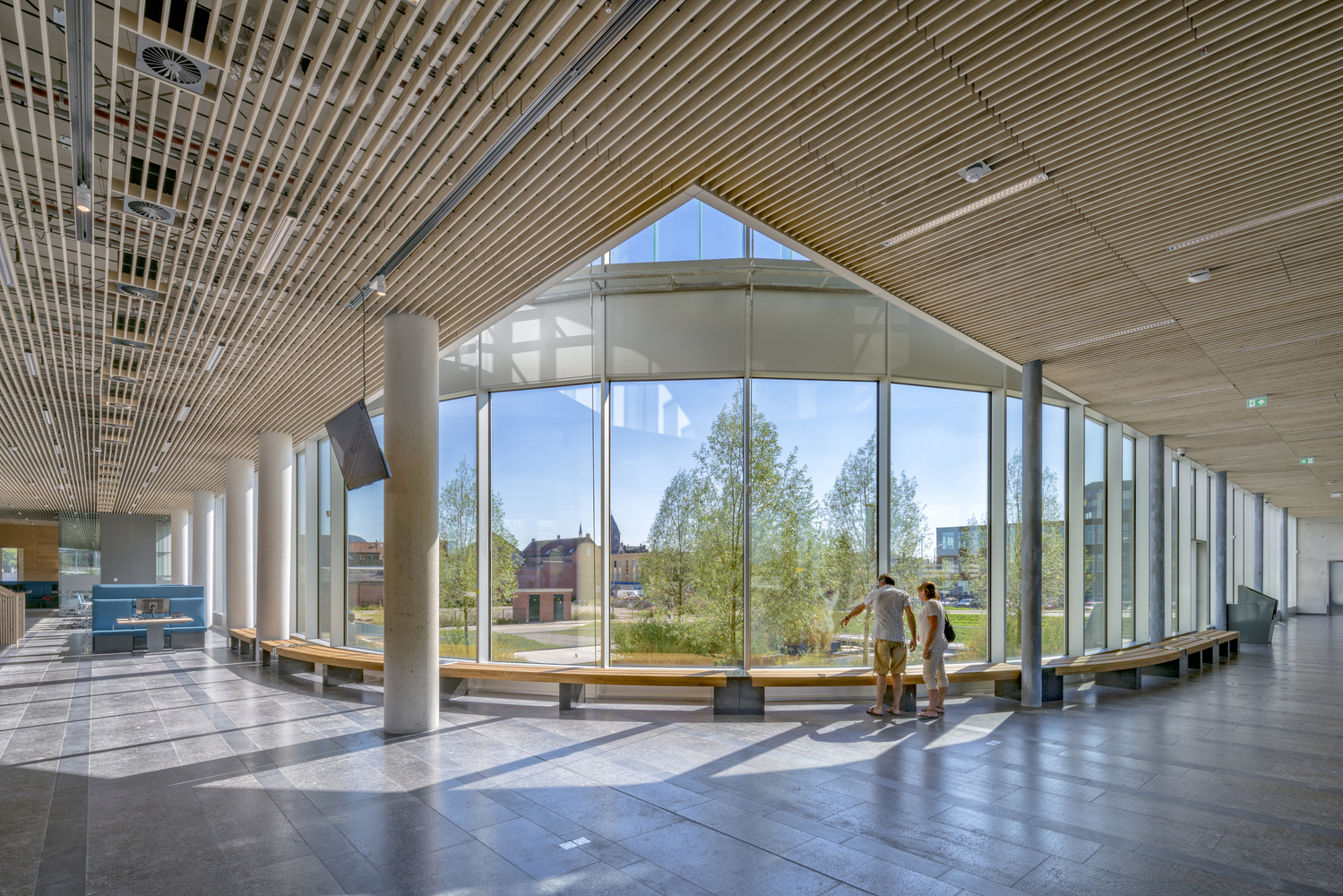 荷兰 Venlo 市府大楼 | 全球最大绿墙,环保与可持续的典范-32