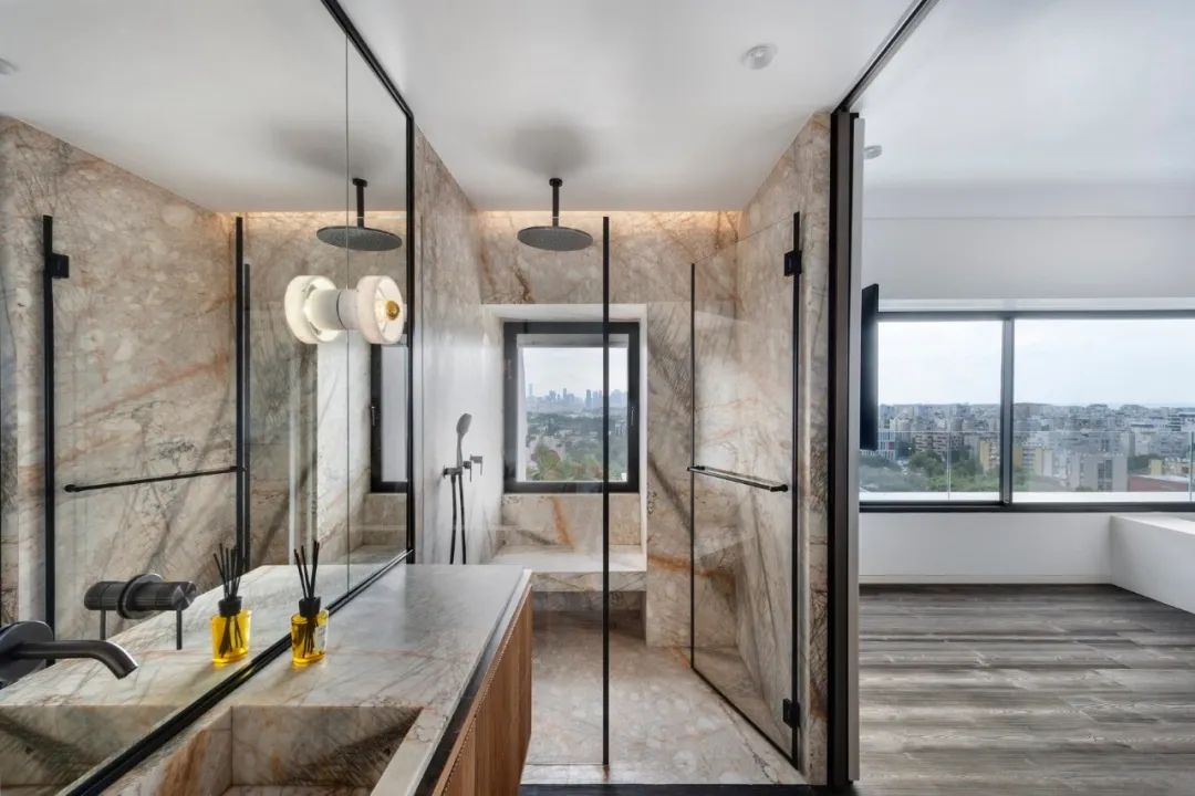 特拉维夫顶层住宅,黑白色调的时尚空间-82